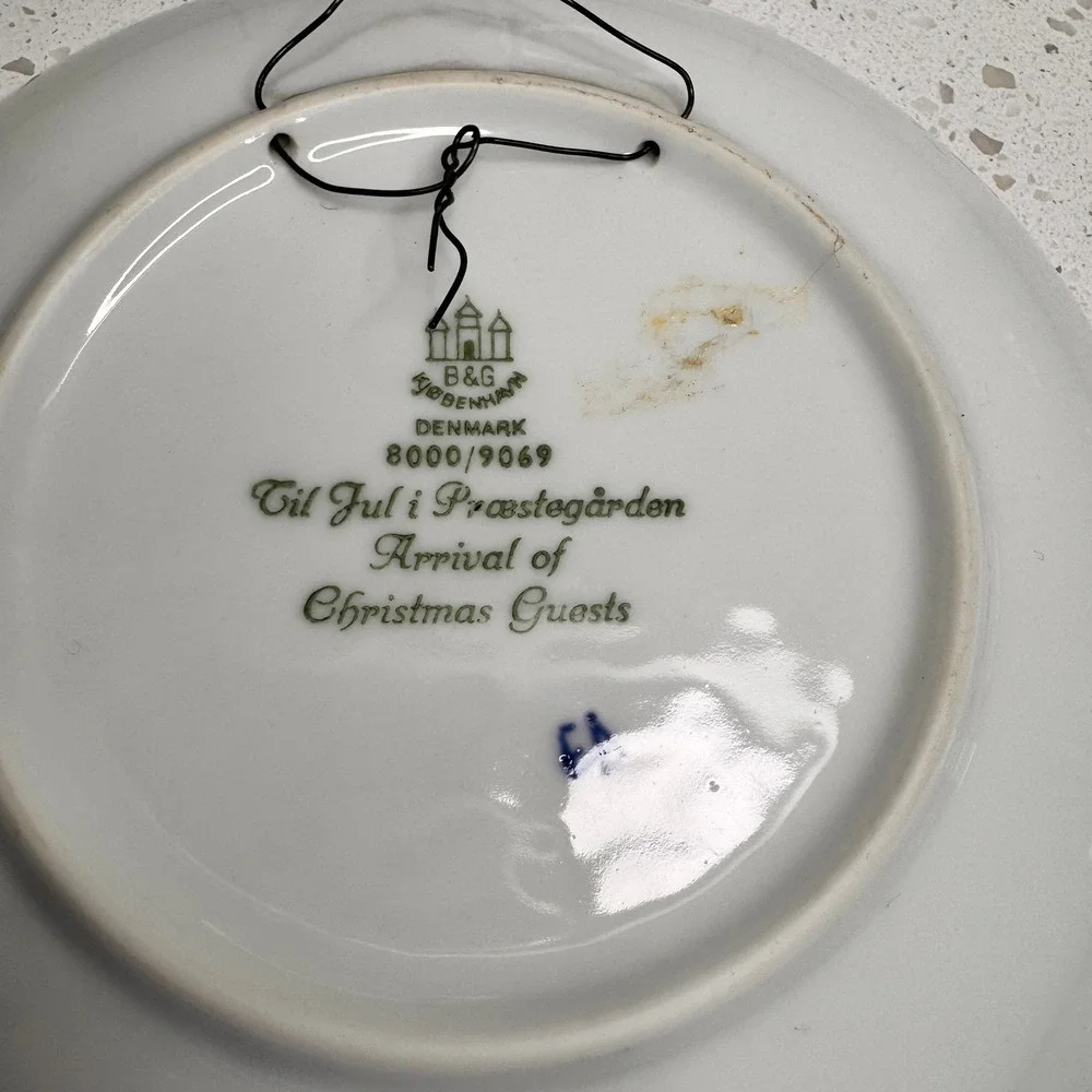 Bing & Grondahl Denmark‎ Christmas Plate 1969 Arrival of Christmas Guests Blue
